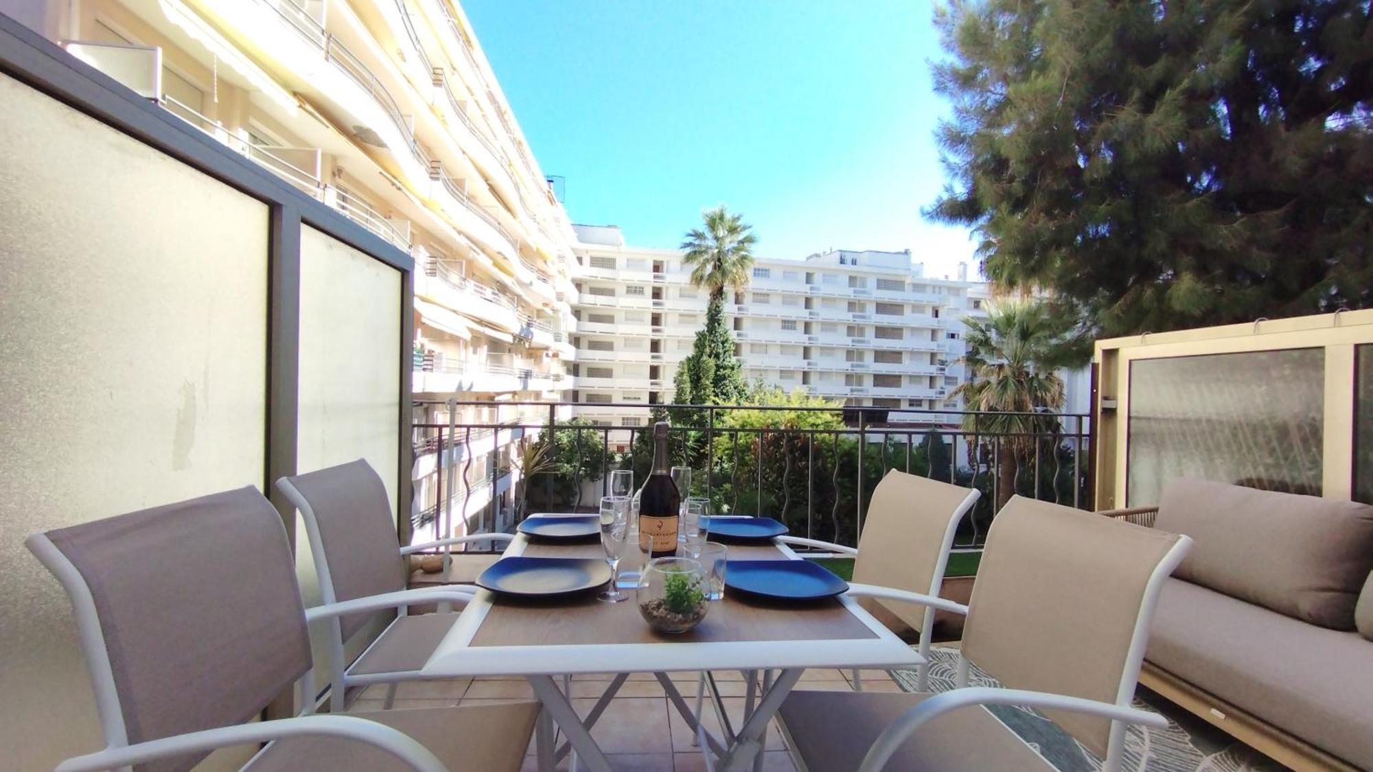 Appartamento Mythique Miramar Croisette Terrasse Clim Parking Wifi *